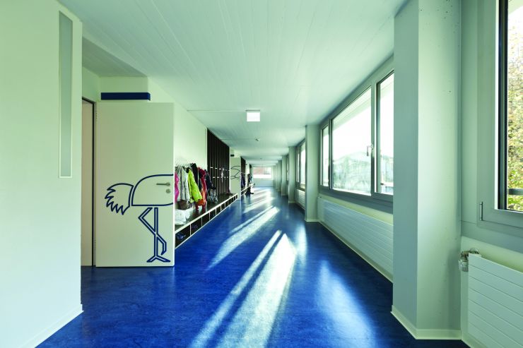 Linoleum school vloer.jpg